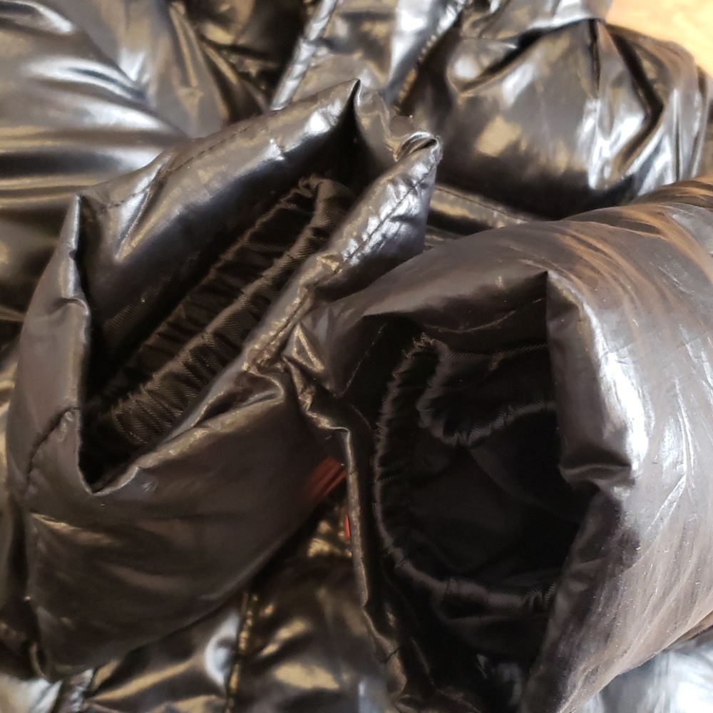 Shiny puffer jacket! - Picture 9 of 13